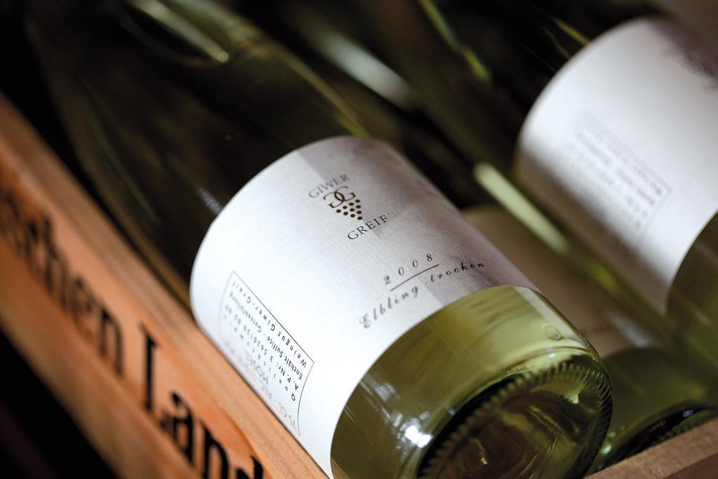 Weingut & Gaestehaus Giwergreif Wasserliesch Exterior foto